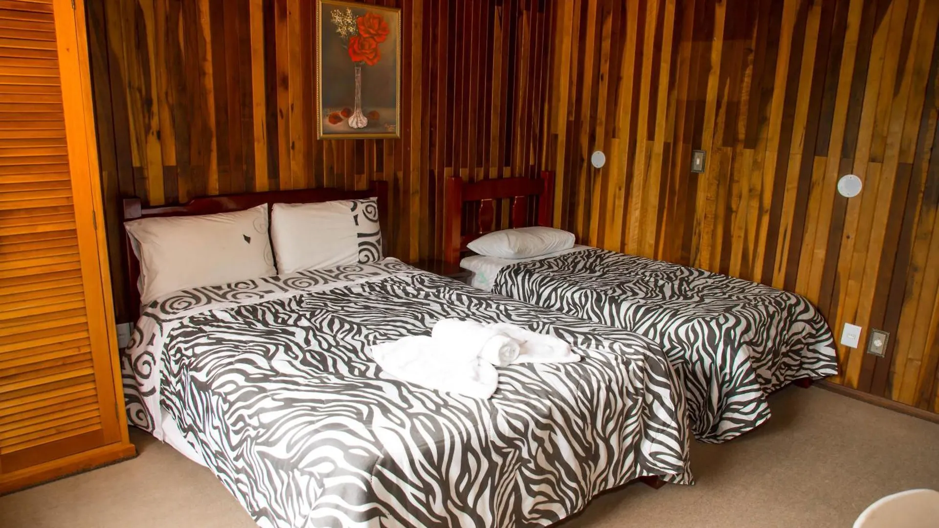 Guest house Pousada Das Flores Campos do Jordao