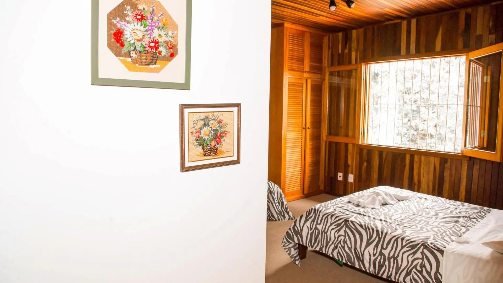 Guest house Pousada Das Flores Campos do Jordao